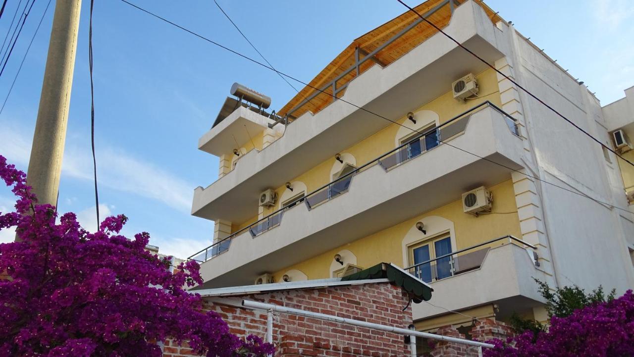 Hotel Arsenal Ksamil Exteriör bild